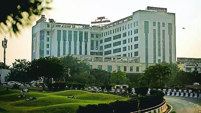 ₹10 Crore Neurosurgery Machine Lies Defunct at Delhi's Safdarjung Hospital for Over a Year