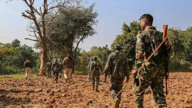 28 Naxalites Surrender in Chhattisgarh's Narayanpur with ₹89 Lakh Bounty