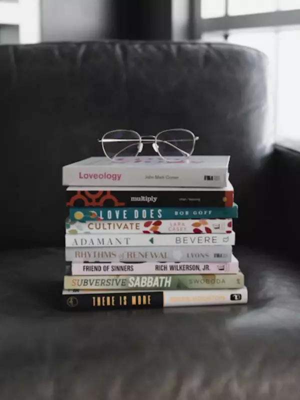 8 Life-Changing Books That Will Transform Your Mindset Forever | Must-Read Psychological Masterpieces