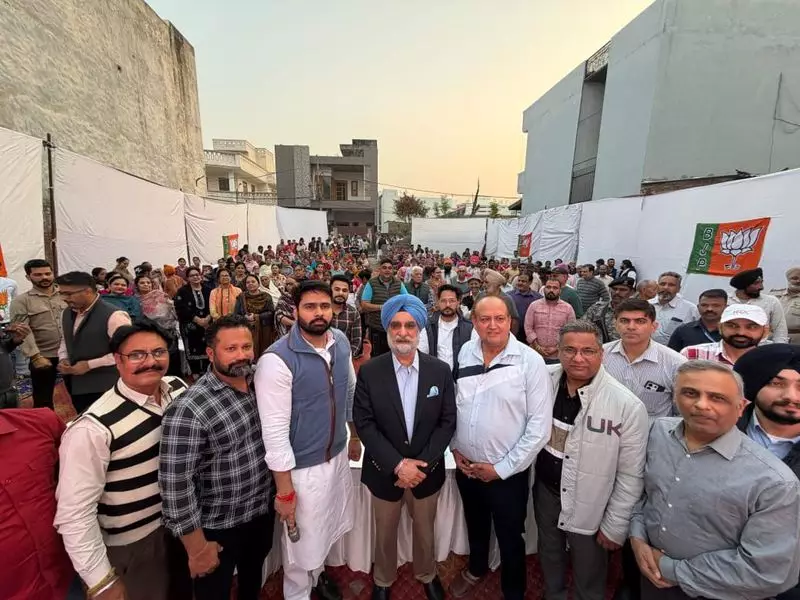 Amritsar Celebrates BJP's Bihar Victory with Fireworks and Sweets