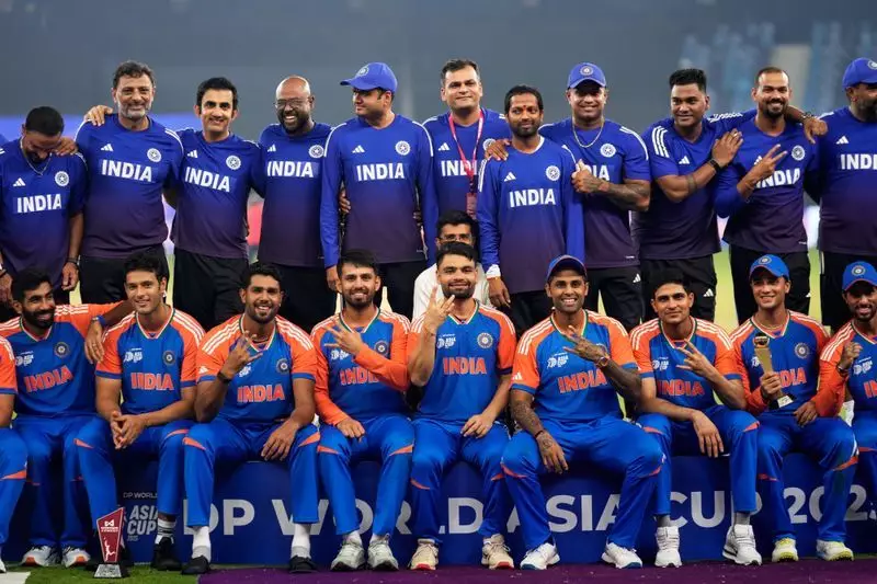 Asia Cup Trophy Fiasco: BCCI Gains Sri Lanka & Afghanistan Support But PCB Chairman Stands Firm
