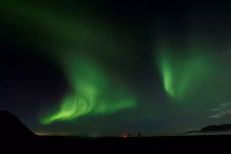 Aurora Australis: The Science Behind Southern Lights Explained