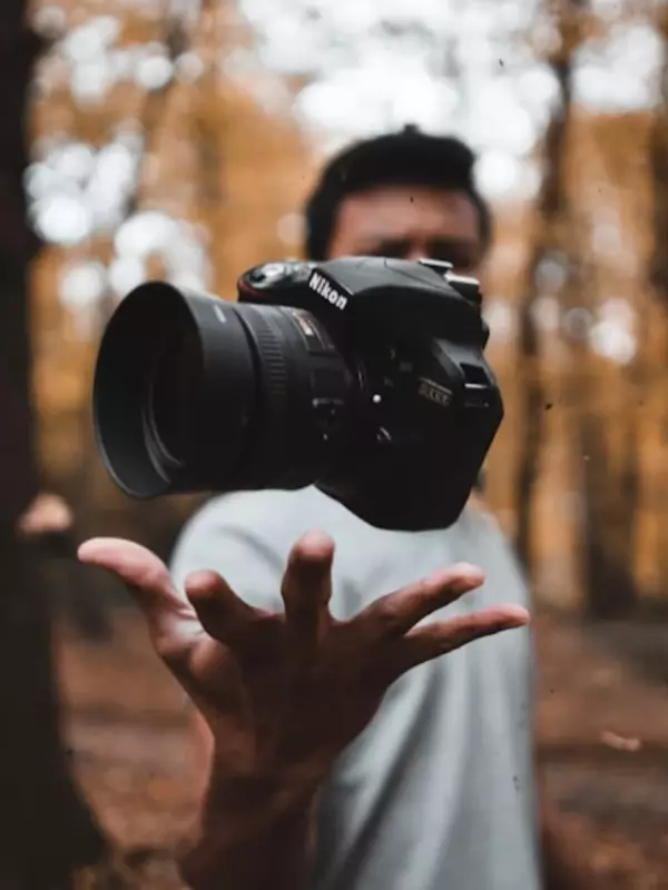 Beyond the Ordinary: 8 Photographers Mastering Niche Subjects That Will Leave You Awestruck