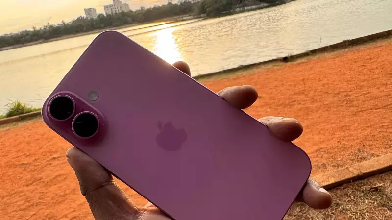 Black Friday 2025: iPhone 16 Gets Biggest Price Cut Ever on Croma