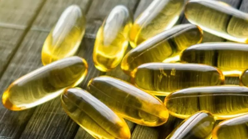 Calcium & Vitamin D3 Supplements May Increase Hairline Fracture Risk: New Study Reveals