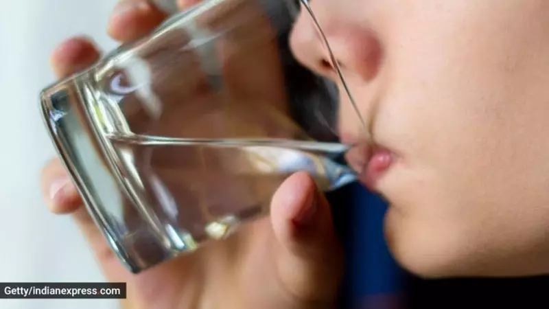 Daily Water Intake Guide: How Much Should Men & Women Drink?