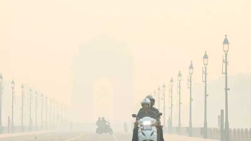 Delhi Chokes Again: Toxic Smog Blankets Capital, AQI Plunges to 'Very Poor' Levels