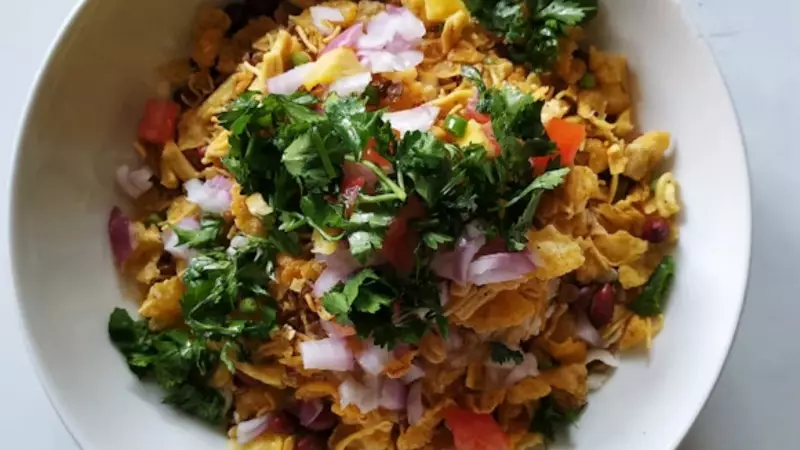 Ditch the Junk! 10 Healthy Indian Snacks That Actually Satisfy Cravings