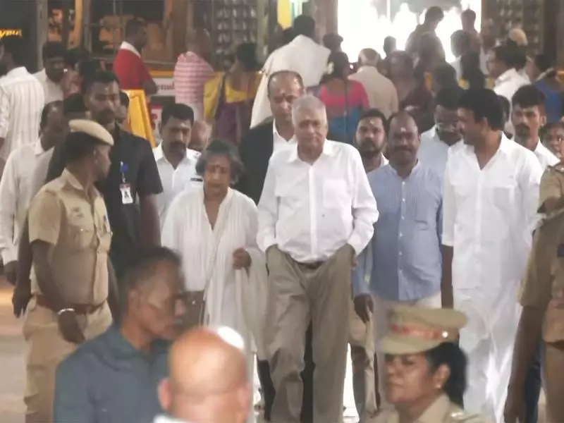 Former Sri Lankan President Ranil Wickremesinghe Visits Madurai's Meenakshi Temple