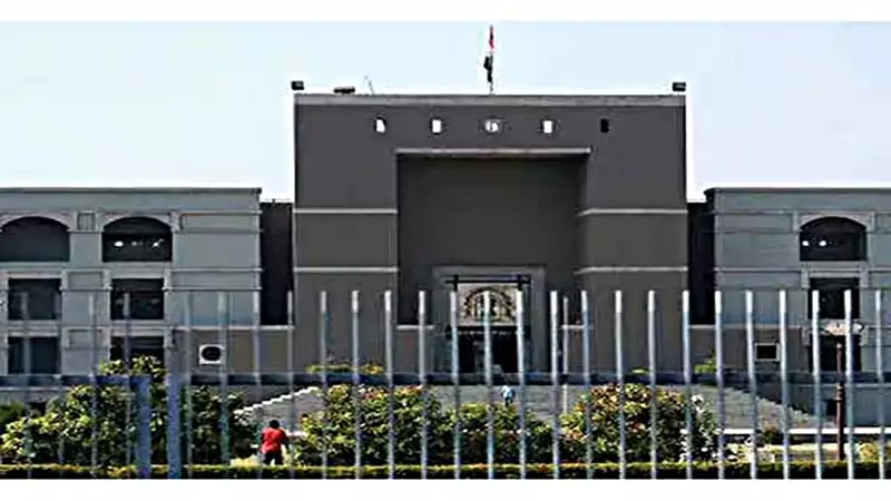 Gujarat HC Delivers Strong Message: Tribunals Must Stand Firm Against Litigant Pressure & Intimidation