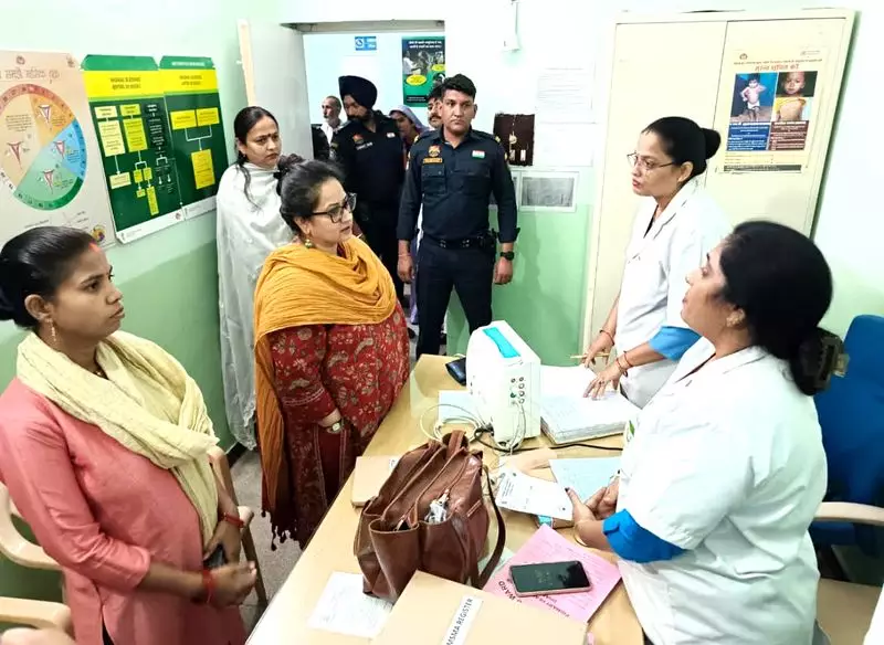 Haryana Minister Inspects Dharuhera PHC, Directs Health Upgrades