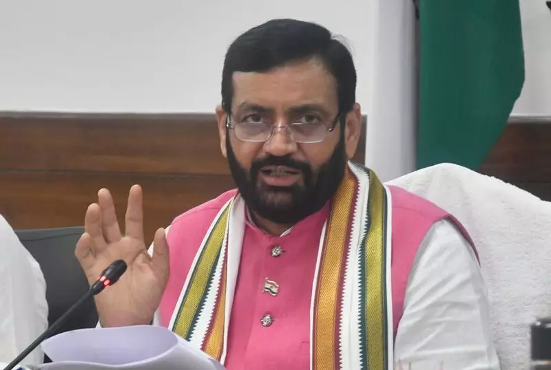Haryana Rights Panel Chief Meets Governor, Presents Annual Report on Human Rights Initiatives