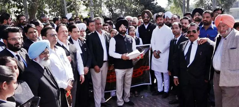 Hoshiarpur Lawyers Protest: District Bar Association Demands Security
