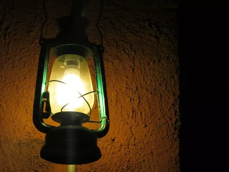 How Simple Oil Lamps Illuminated India's Path to Independence: A Forgotten Tale of Courage