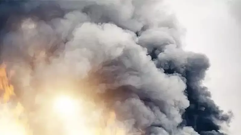 Kerala Plywood Factory Blast: 1 Dead, 10 Injured in Tragic Boiler Explosion | Safety Concerns Raised