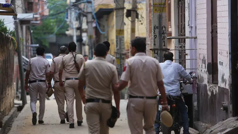 Mahindra Thar Drivers Arrested After Viral Video Shows Reckless Driving & Public Urination in Gurgaon