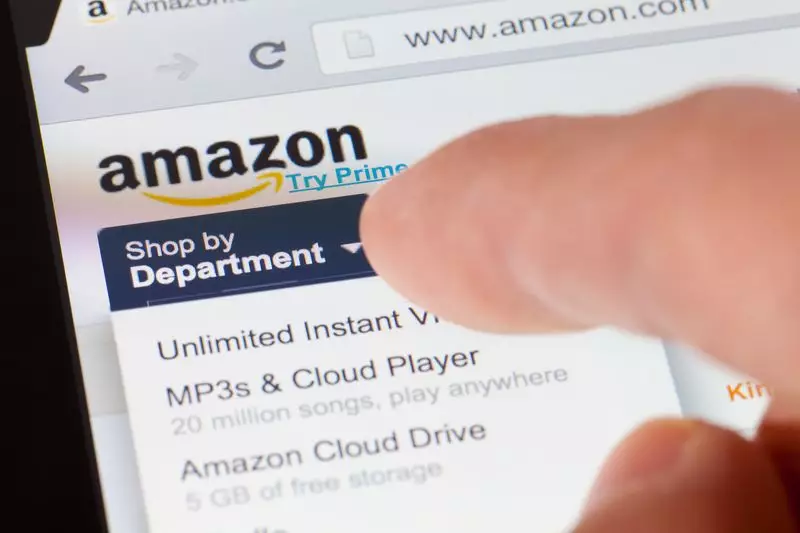 Major AWS Outage Cripples Popular Websites & Apps Across India & Globe