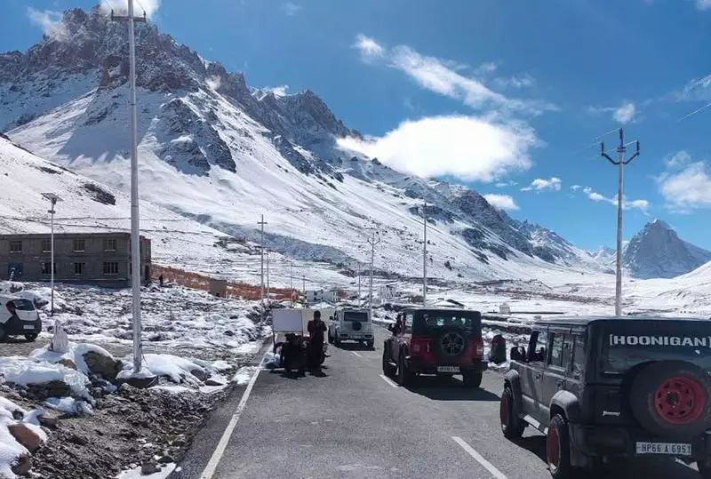 Manali-Leh Highway Reopens to Sarchu with Strict Winter Restrictions