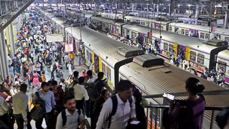Mumbai Train Tragedy: One Dead, Three Injured in Shocking Incident Near Sandhurst Road Station