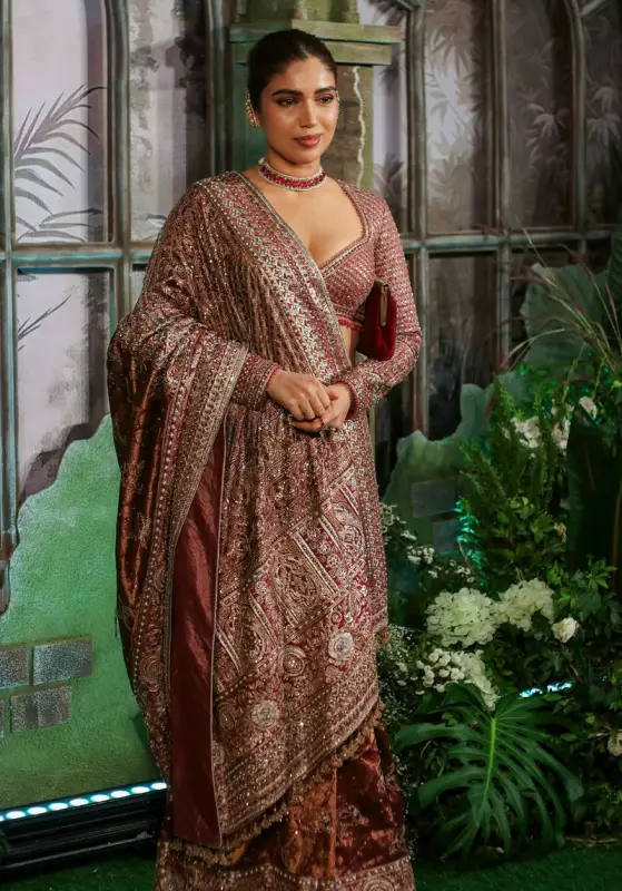 Mumbai's Elite Gathers for Lavish Birla Heir Wedding Reception - Bollywood Stars & Business Titans Shine