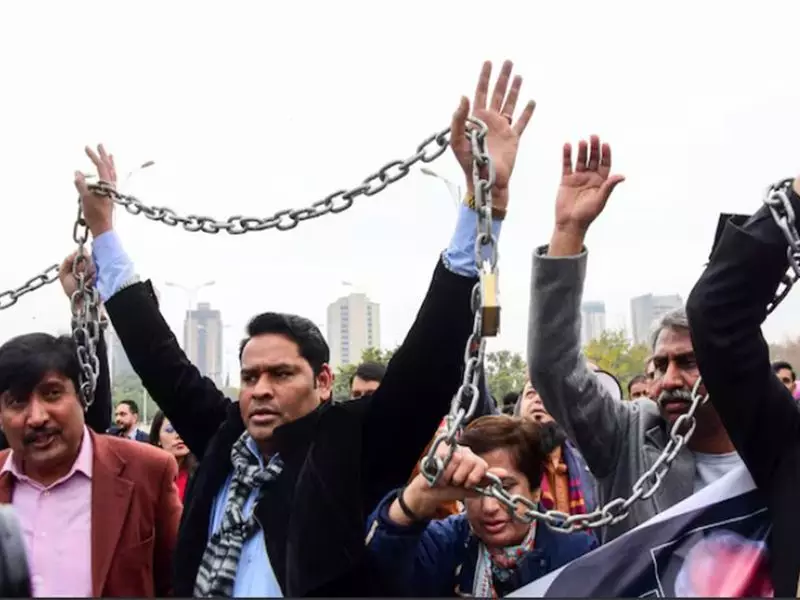 Pakistan Faces Global Condemnation: HRW Demands Immediate Release of Journalist Jailed Under Draconian Laws