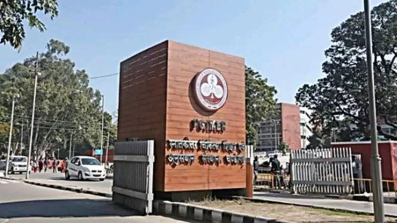 PGIMER Staff with Disabilities Protest, Burn Effigy on International Day