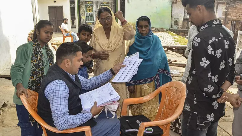 Pilibhit's Top BLOs Rewarded with Safari, Family Lunch & Movie Tickets