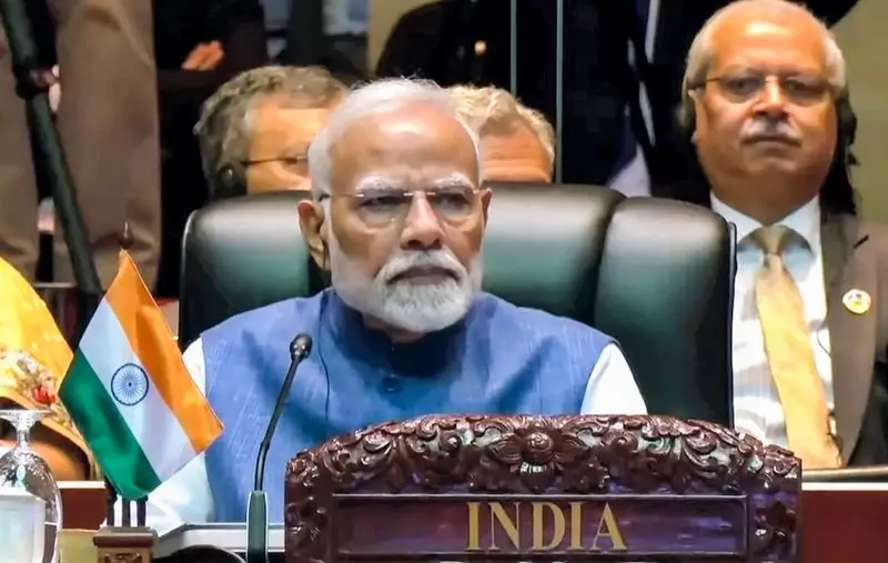 PM Modi Joins ASEAN Summit Virtually, Strengthens Ties with Malaysian Counterpart
