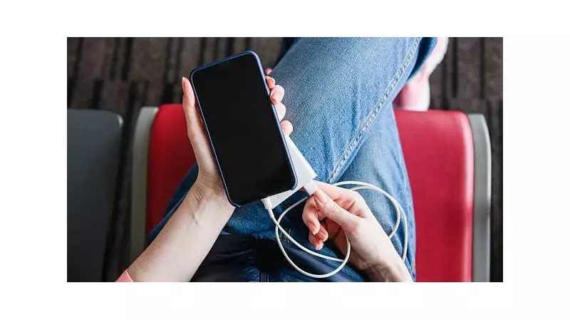 Power Bank Crackdown: DGCA Considers Strict Limits on Carrying Power Banks in Flight Cabins