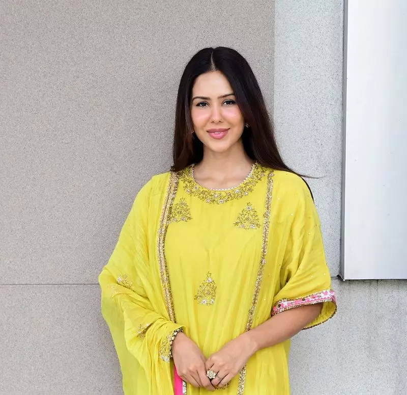 Sonam Bajwa's Fiery Take on Bollywood: Punjabi Star Reveals Why Hindi Film Industry Irks Her