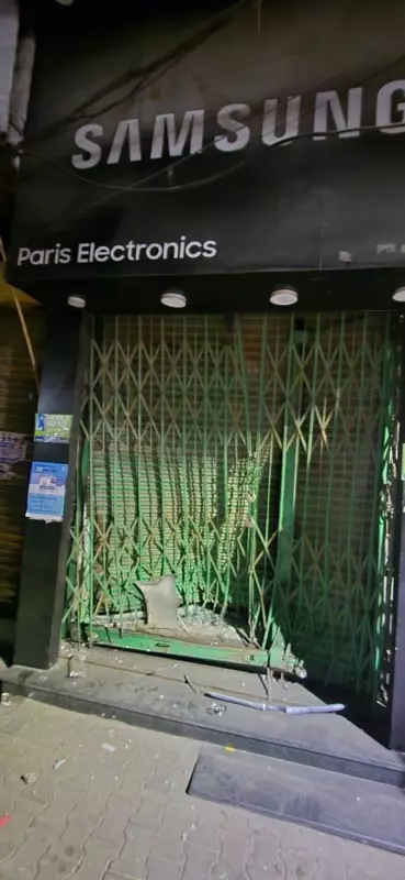 Speeding Innova Crashes into Shop Near Timber Market in Ludhiana