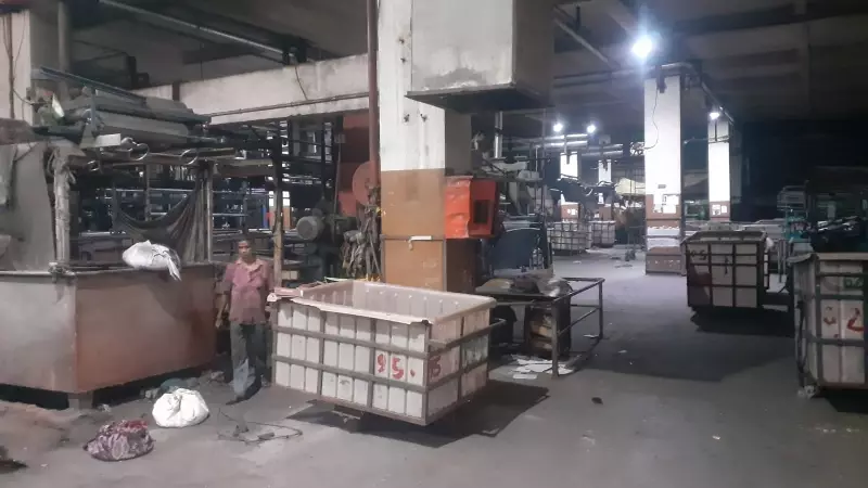 Surat Textile Crisis: 30% Labor Shortage Hits Mills Amid Wedding Season Demand