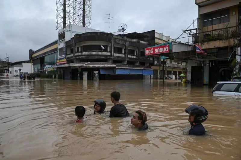 Thailand Airlifts Critical Patients as Southern Floods Kill 33