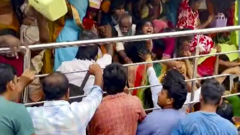 Tragic Stampede at Andhra Temple Claims 9 Lives During Maha Shiva Ratri Celebrations