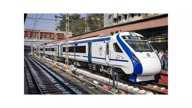 Two Kerala Students Killed by Vande Bharat Express Near Bengaluru