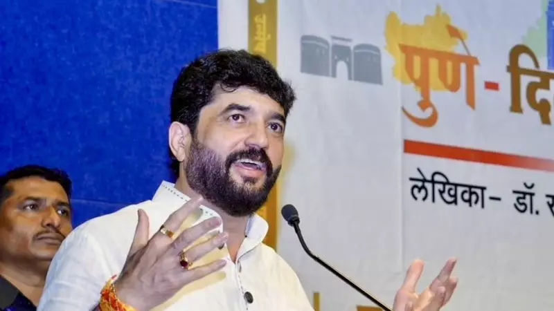 Union Minister Murlidhar Mohol Denies Involvement in Jain Property Purchase, Refutes Raju Shetti's Allegations