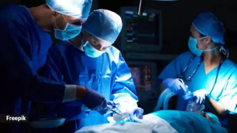 Vadodara's SSG Hospital Pioneers Breast Cancer Surgery Using Augmented Reality & Meta VR Headsets