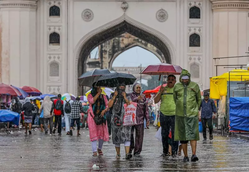 Warangal Flood Crisis: 2000 Residents Evacuated to Safety as Heavy Rains Wreak Havoc