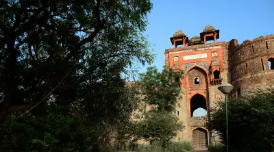 Delhi Monuments Face Ownership Debate as Private Events Plan Emerges