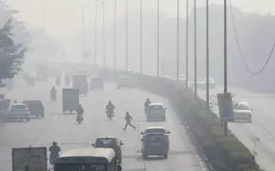 Delhi's Air Quality Plummets to 'Very Poor' Again, AQI Hits 385