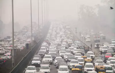 Delhi's Coldest January Morning in 2 Years: Mercury Plunges, AQI 'Very Poor'
