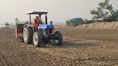 Environmentalist Seechewal Sows Wheat for Ailing Farmer in Baupur