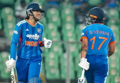 Mandhana, Shafali's Record 174-Run Stand Powers India to 221/2 vs Sri Lanka