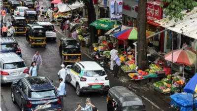 Mumbai Hawker Menace: 32,415 Vendors, No Policy, Footpaths Encroached