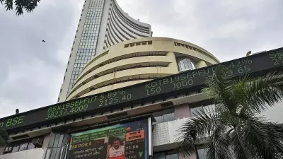 Sensex, Nifty Extend Losing Streak to 5 Days, Tumble Nearly 1%