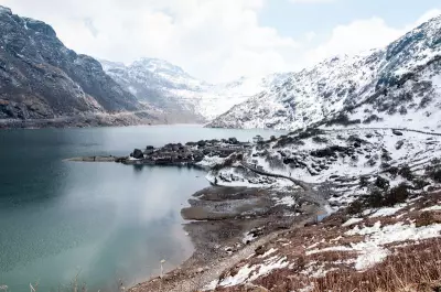 Sikkim's Nathula & Tsomgo See Record 6,000+ Winter Tourists in a Day
