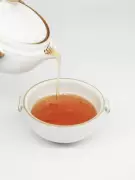 7 World-Famous Teas: From Darjeeling to Matcha & Beyond
