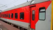 Amritsar-Saharsa Garib Rath Express Train Coach Catches Fire, All Passengers Safe | Indian Railways Alert