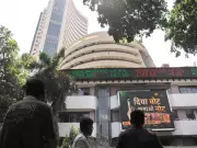 Banking Stocks Soar as Strong Earnings and Easing US-China Trade Tensions Fuel Market Rally