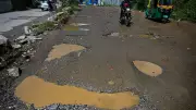 Bengaluru's Pothole Crisis: CM's Deadline Expires, Commuters Still Navigate Dangerous Roads